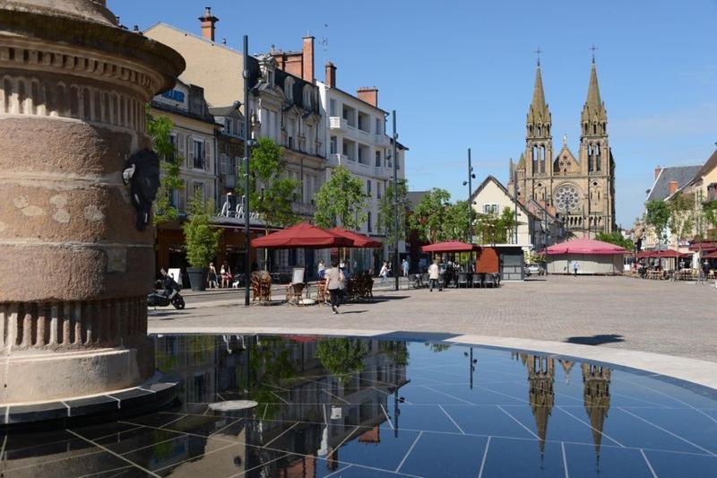 T3 Moulins Avec Garage Proche Gare Apartment Exterior photo